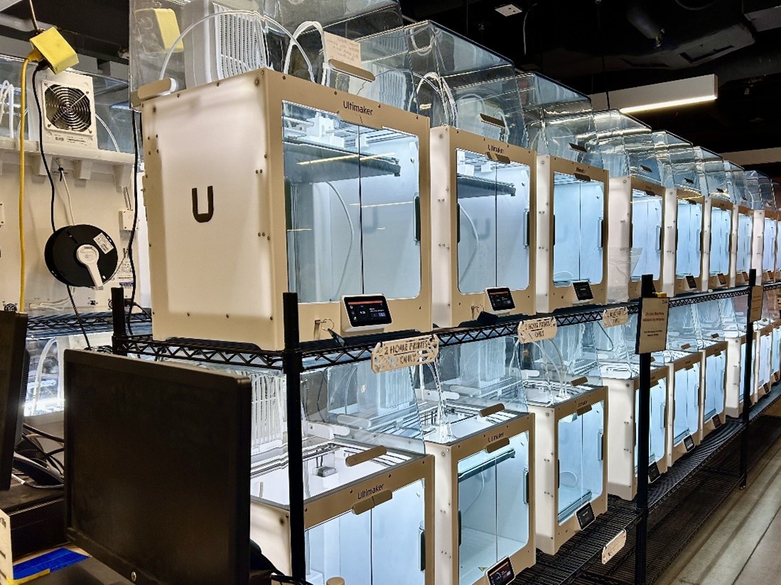 Material extrusion 3D printers at the Jackson Innovation Studio on campus